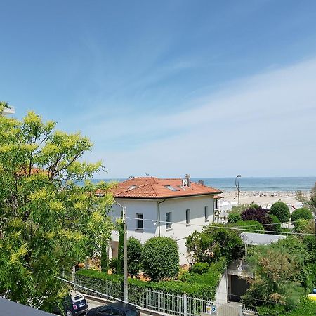La Casa Al Mare Apartment Rimini Exterior photo